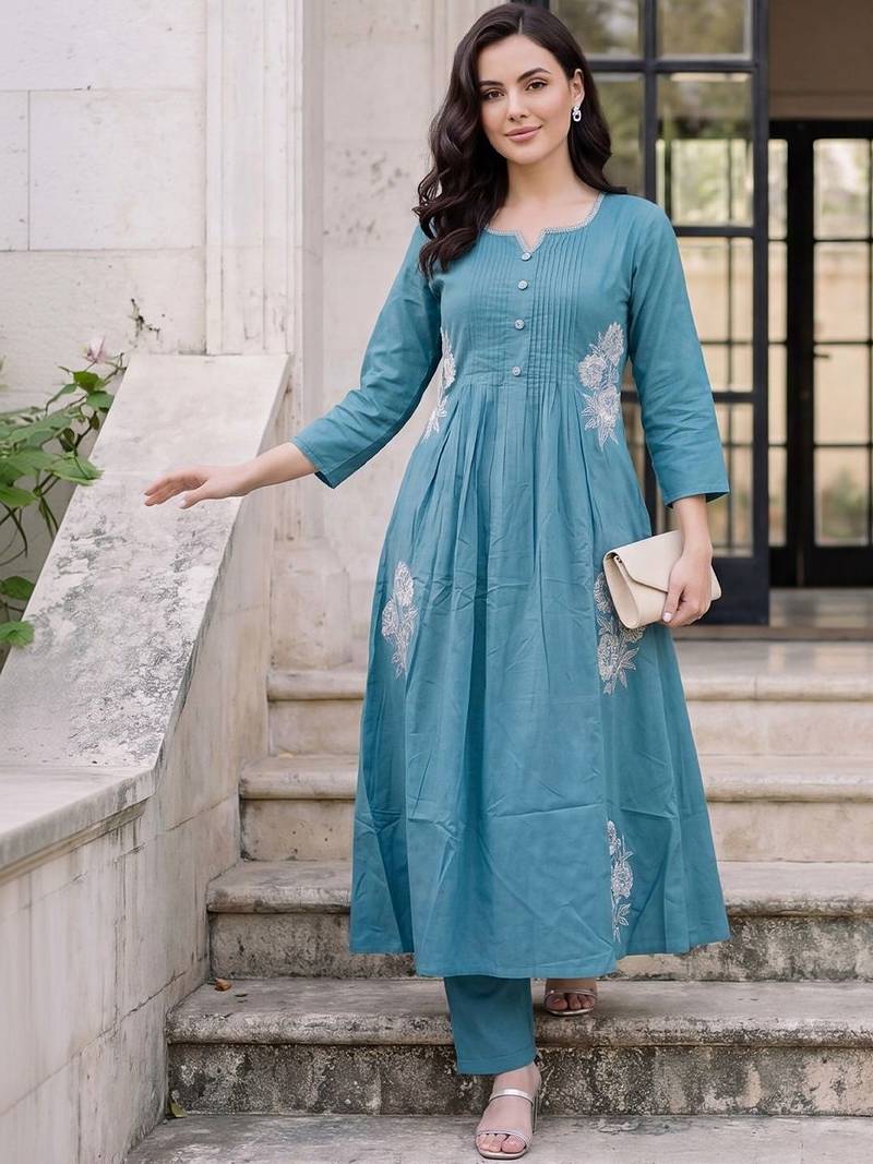 Women Floral Embroidered Pleated Thread Work Pure Cotton Kurta with Trousers