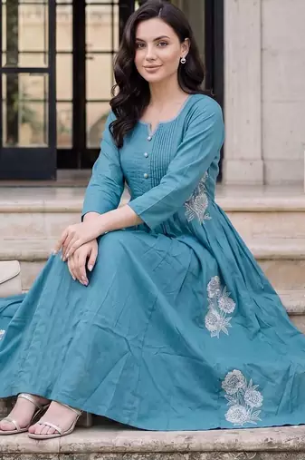 Women Floral Embroidered Pleated Thread Work Pure Cotton Kurta with Trousers