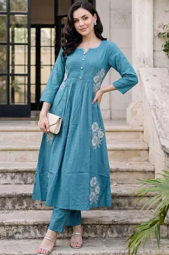 Women Floral Embroidered Pleated Thread Work Pure Cotton Kurta with Trousers