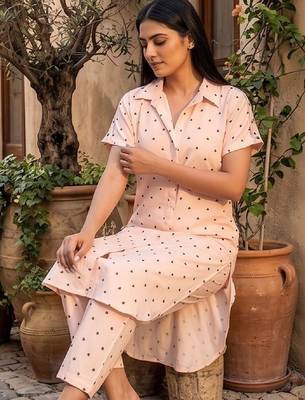 Women Printed Regular Kurta with Trousers 5