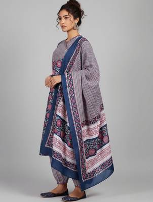 Women Floral Printed Regular Gotta Patti Kurta with Salwar & With Dupatta 4