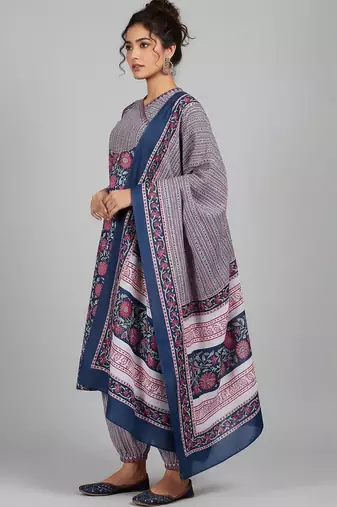 Women Floral Printed Regular Gotta Patti Kurta with Salwar & With Dupatta