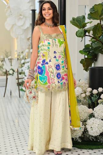 Women Ethnic Motifs Embroidered Regular Beads and Stones Kurta with Palazzos & With Dupatta