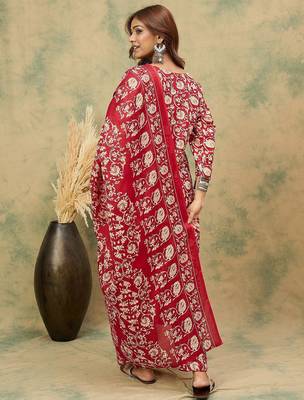 Women Ethnic Motifs Printed Kurta with Trousers & Dupatta 6