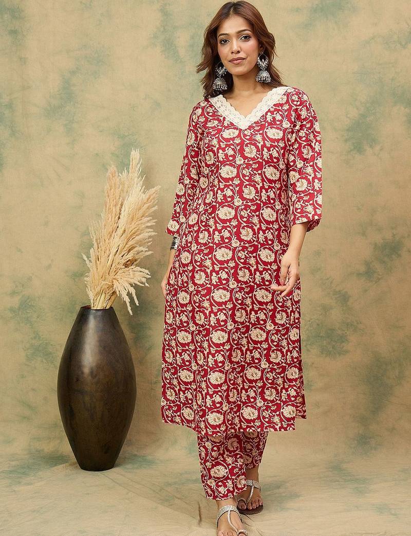 Women Ethnic Motifs Printed Kurta with Trousers & Dupatta