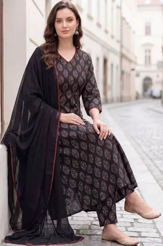 Women Ethnic Motifs Printed Regular Pure Cotton Kurta with Trousers & With Dupatta