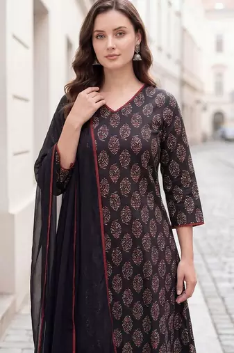 Women Ethnic Motifs Printed Regular Pure Cotton Kurta with Trousers & With Dupatta