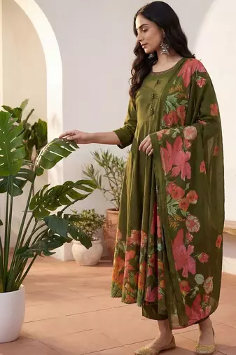 Women Floral Empire Thread Work Pure Cotton Kurta with Trousers & With Dupatta