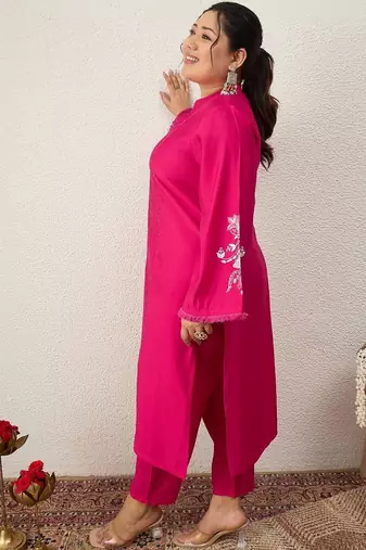 Plus Size Pink Embroidered Straight Kurta Trousers Set