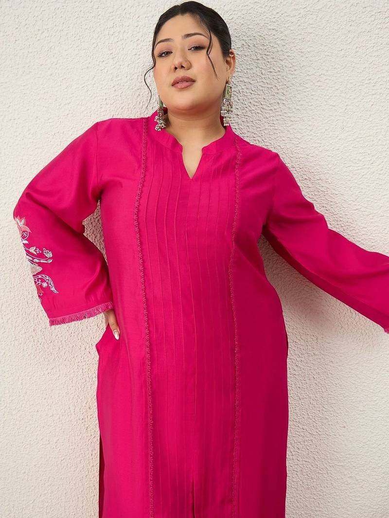 Plus Size Pink Embroidered Straight Kurta Trousers Set
