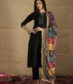Women Solid Kurta with Trousers & Dupatta