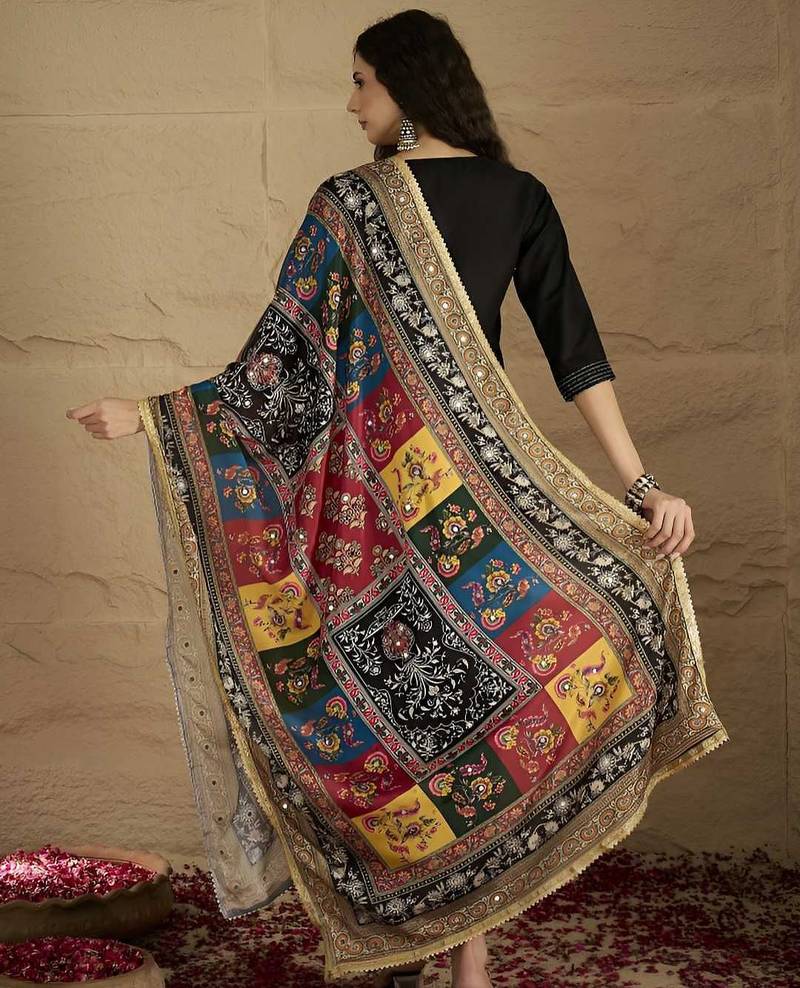 Women Solid Kurta with Trousers & Dupatta