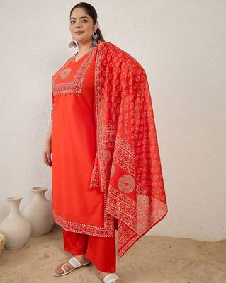 Plus Size Printed Regular Pure Cotton Kurta with Trousers & With Dupatta 5