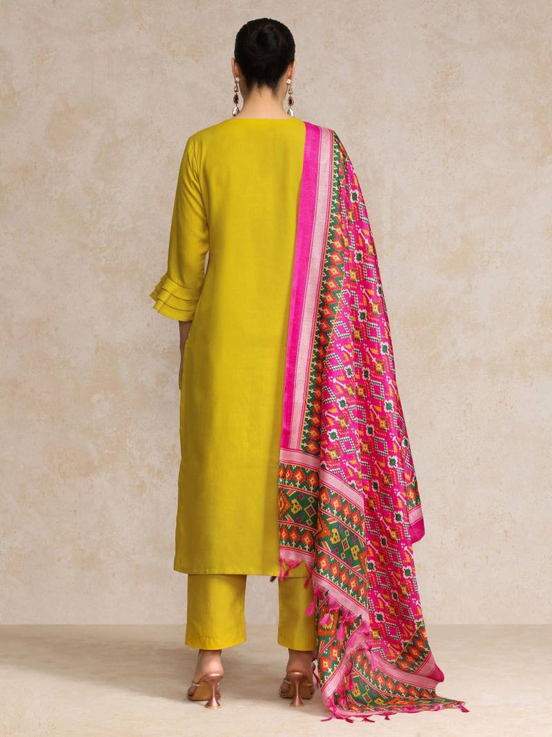 Women Yoke Design Regular Gotta Patti Pure Cotton Kurta with Trousers & With Dupatta