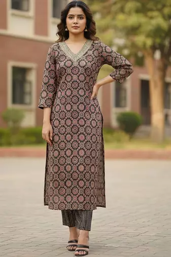 Women Ethnic Motifs Printed Regular Thread Work Pure Cotton Kurta with Trousers & With Dupatta