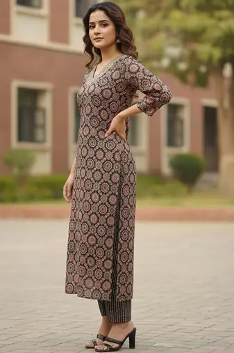 Women Ethnic Motifs Printed Regular Thread Work Pure Cotton Kurta with Trousers & With Dupatta