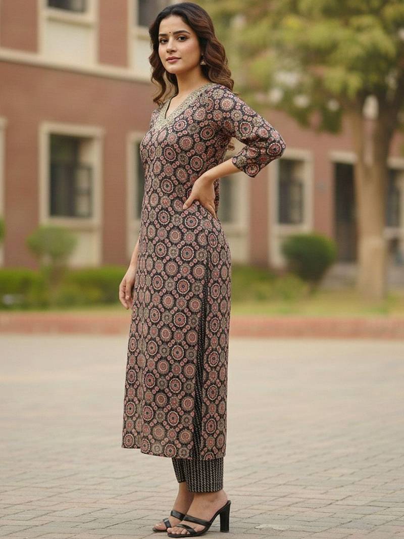 Women Ethnic Motifs Printed Regular Thread Work Pure Cotton Kurta with Trousers & With Dupatta