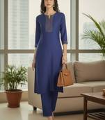 Women Ethnic Motifs Regular Thread Work Kurta with Trousers & With Dupatta