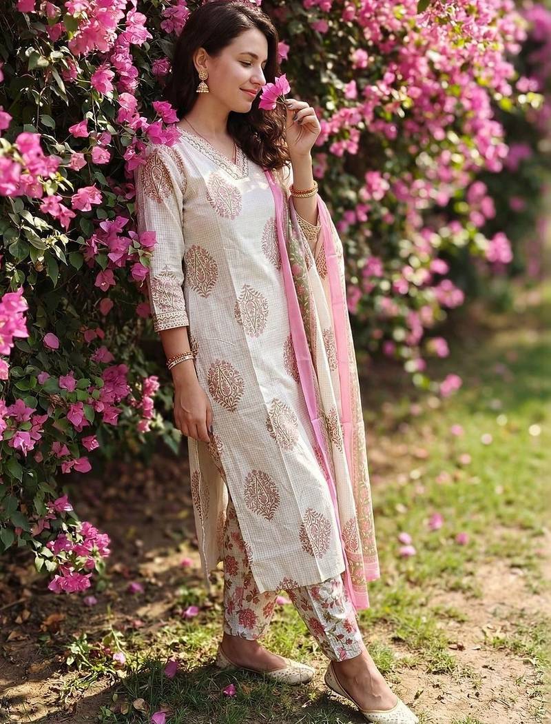 Women Floral Printed Regular Beads and Stones Pure Cotton Kurta with Salwar & With Dupatta