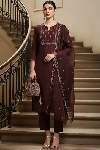 Women Ethnic Motifs Embroidered Regular Thread Work Kurta with Trousers & With Dupatta