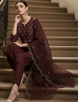 Women Ethnic Motifs Embroidered Regular Thread Work Kurta with Trousers & With Dupatta 4