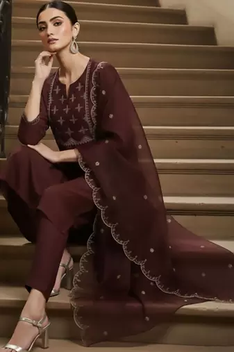 Women Ethnic Motifs Embroidered Regular Thread Work Kurta with Trousers & With Dupatta