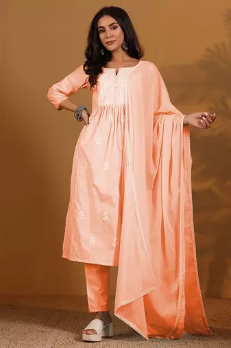 Women Floral Embroidered Kurta with Trousers & Dupatta