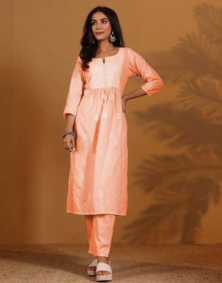 Women Floral Embroidered Kurta with Trousers & Dupatta 4