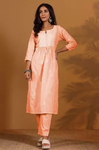 Women Floral Embroidered Kurta with Trousers & Dupatta