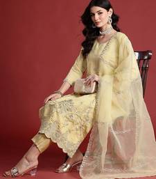 Ethnic Motifs Embroidered Kurta With Trousers & Dupatta