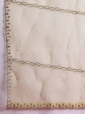 Ethnic Motifs Embroidered Kurta With Trousers & Dupatta 5