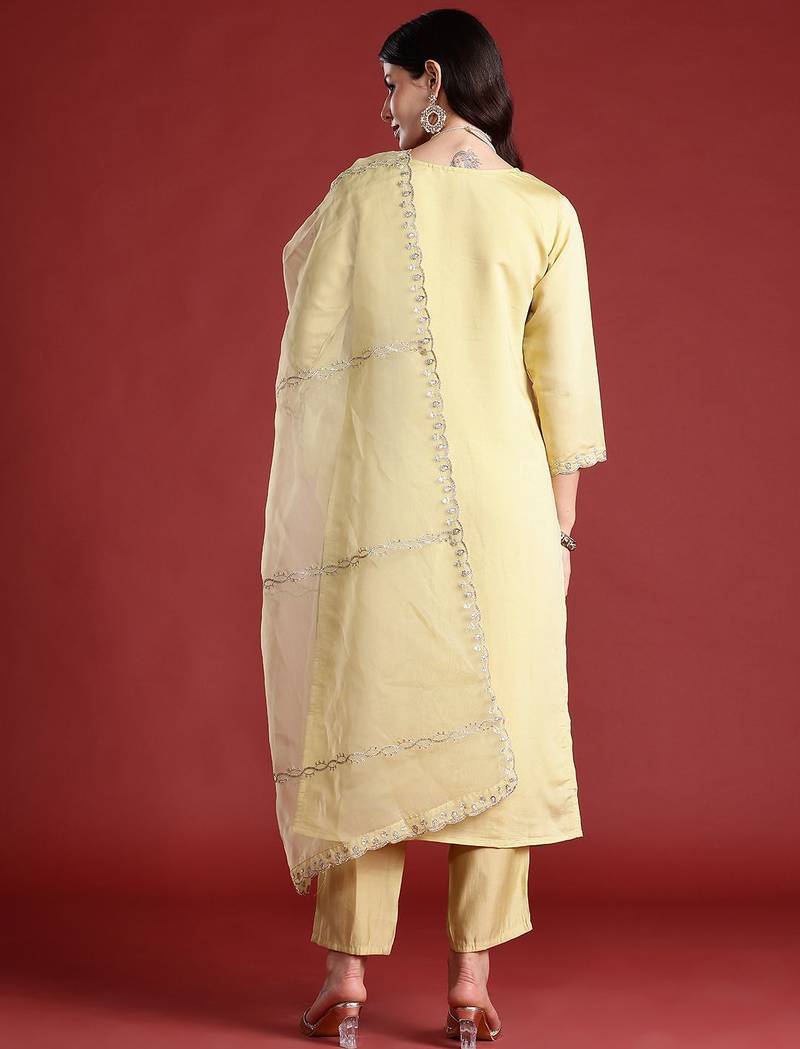 Ethnic Motifs Embroidered Kurta With Trousers & Dupatta