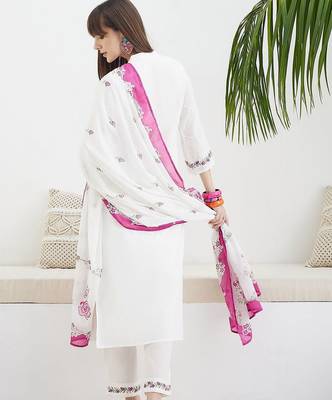 Women Floral Embroidered Regular Thread Work Pure Cotton Kurta with Trousers & With Dupatta 5