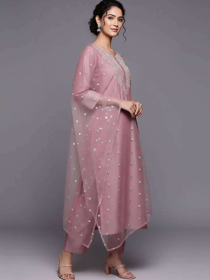 Women Floral Embroidered Regular Chanderi Silk Kurta with Trousers & With Dupatta