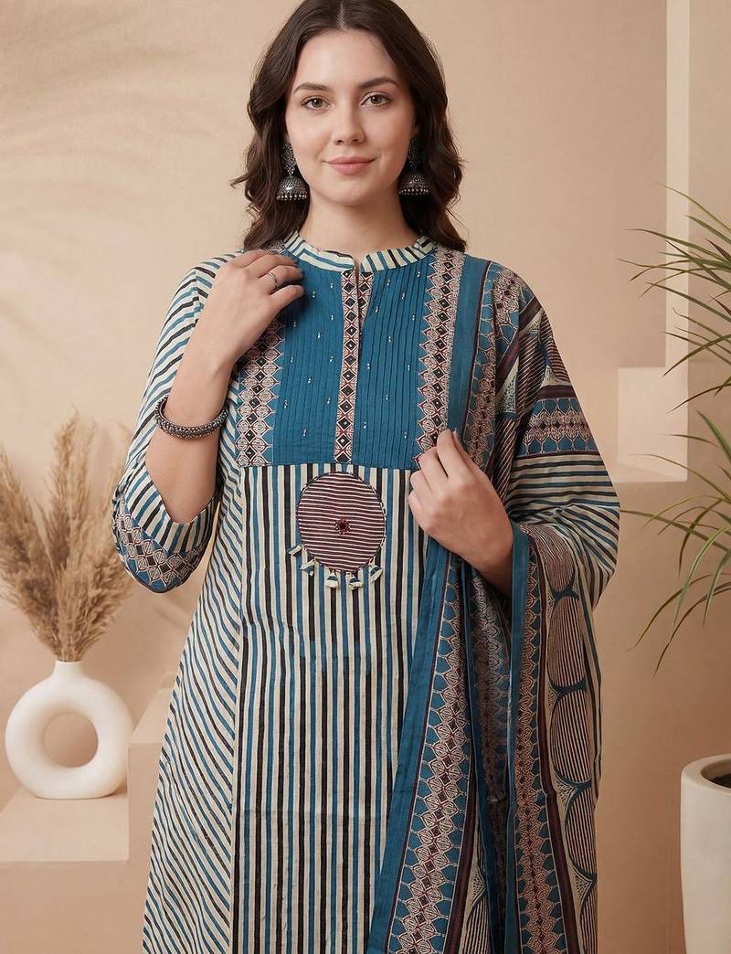 Women Printed Regular Beads and Stones Pure Cotton Kurta with Trousers & With Dupatta