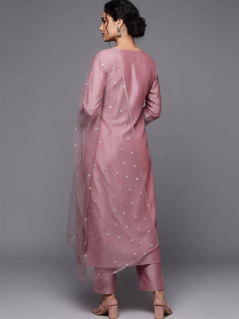 Women Floral Embroidered Regular Chanderi Silk Kurta with Trousers & With Dupatta