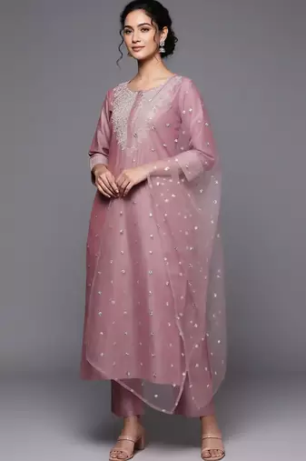Women Floral Embroidered Regular Chanderi Silk Kurta with Trousers & With Dupatta
