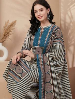 Women Printed Regular Beads and Stones Pure Cotton Kurta with Trousers & With Dupatta 3