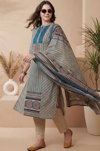 Women Printed Regular Beads and Stones Pure Cotton Kurta with Trousers & With Dupatta