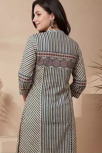 Women Printed Regular Beads and Stones Pure Cotton Kurta with Trousers & With Dupatta