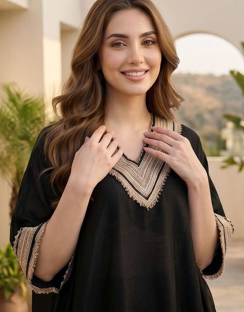 Women Yoke Design Regular Kurta with Trousers