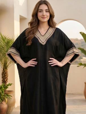 Women Yoke Design Regular Kurta with Trousers 5