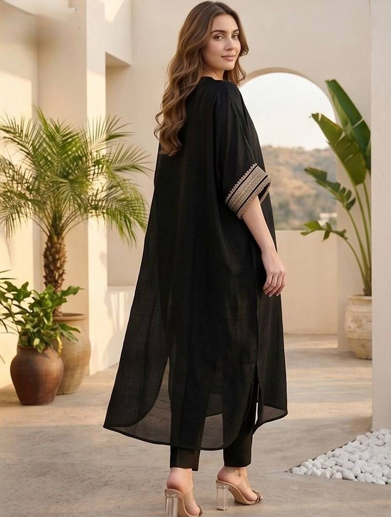 Women Yoke Design Regular Kurta with Trousers