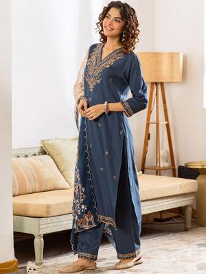Women Ethnic Motifs Embroidered Regular Thread Work Kurta with Palazzos & With Dupatta 7