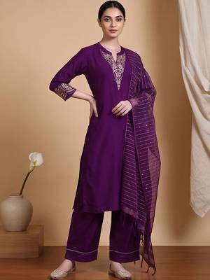 Women Ethnic Motifs Embroidered Regular Thread Work Kurta with Trousers & With Dupatta 1