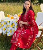 Women Floral Printed Empire Pure Cotton Kurta with Trousers & With Dupatta
