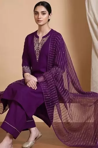 Women Ethnic Motifs Embroidered Regular Thread Work Kurta with Trousers & With Dupatta