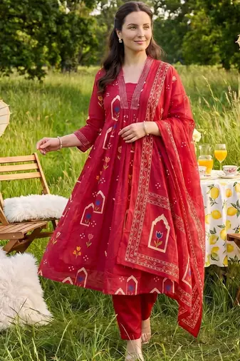 Women Floral Printed Empire Pure Cotton Kurta with Trousers & With Dupatta