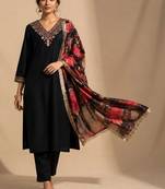 Floral Yoke Design V-Neck Straight Kurta With Trousers And Dupatta