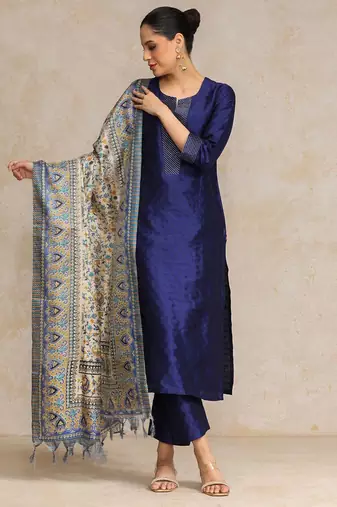 Women Regular Kurta with Trousers & With Dupatta